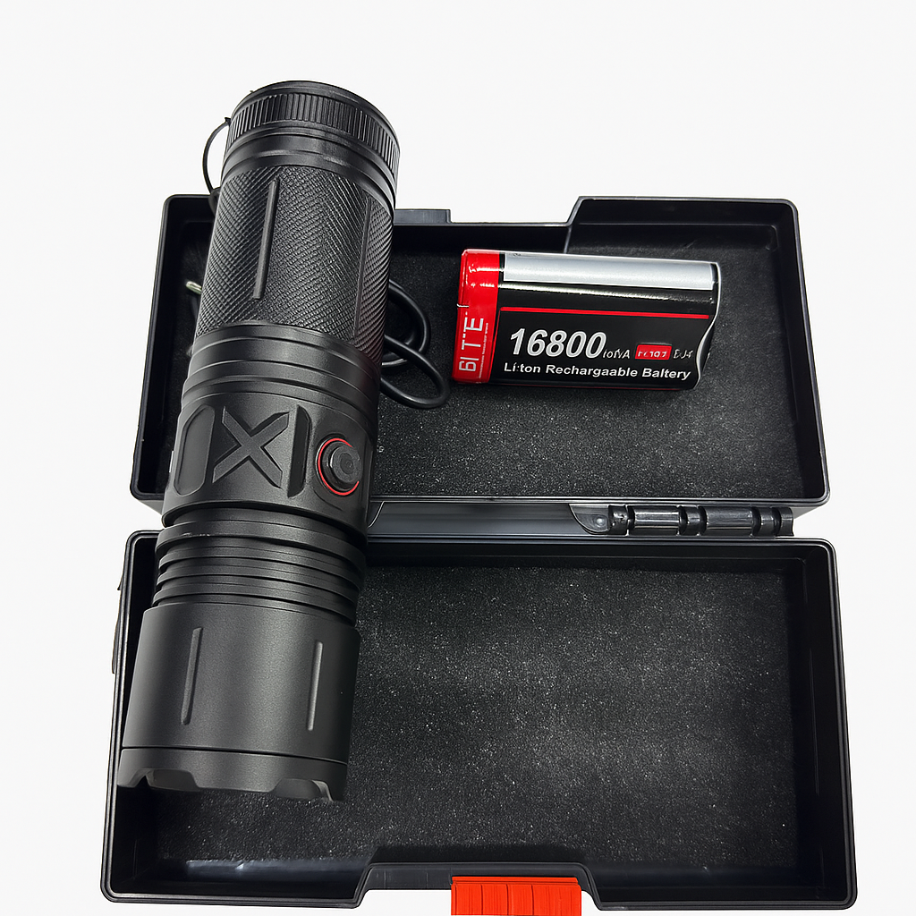 High-Power Rechargeable LED Flashlight Kit/مصباح يدوي LED